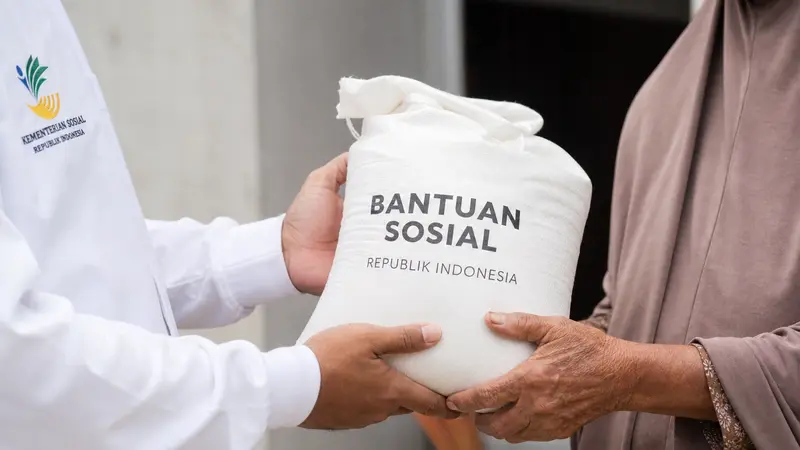 Pemerintah Bekukan Bantuan Sosial 1,49 Juta Keluarga Karena Isu Judi Online